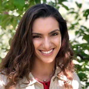 Meet your Posher, Lauren